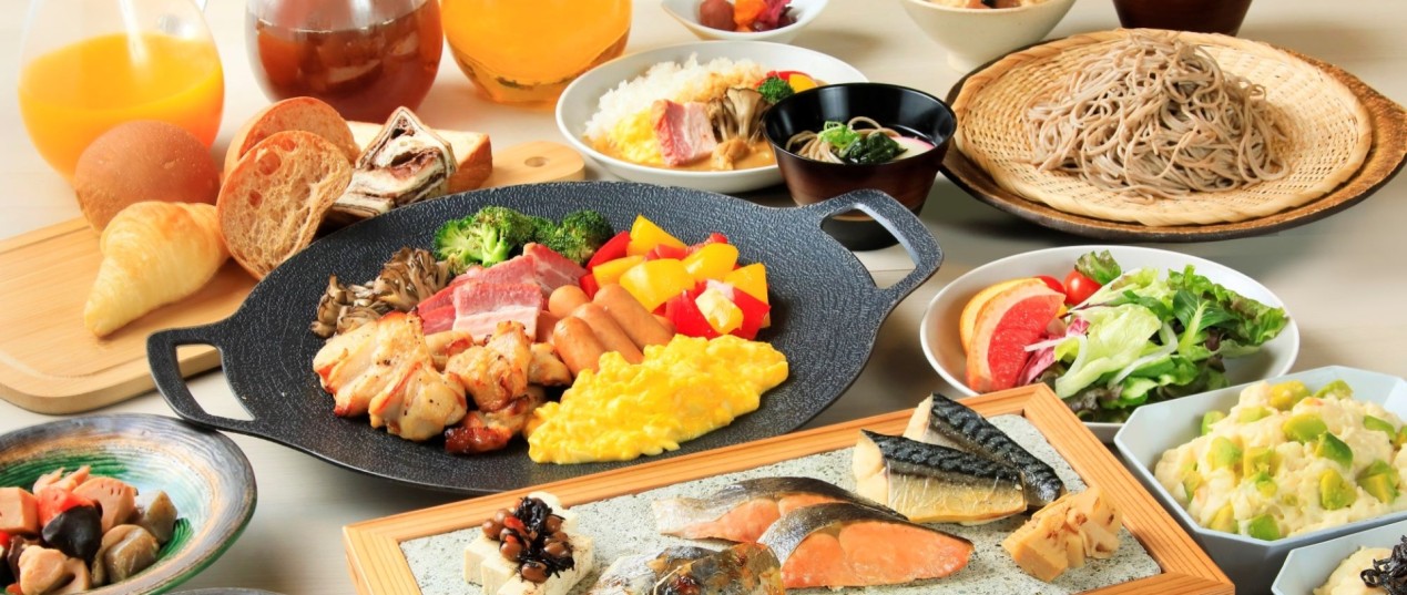 朝食
