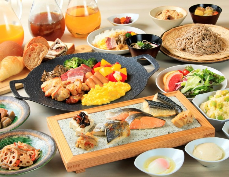 朝食