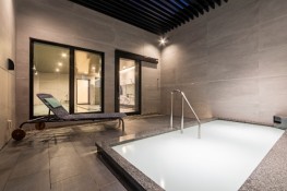 ヴィアインプライム大阪京橋大浴場