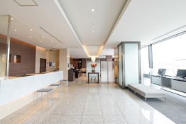 ヴィアイン岡山　ロビー