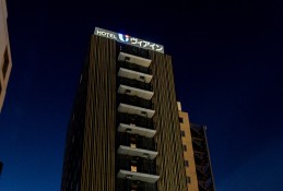 ヴィアイン名古屋新幹線口外観