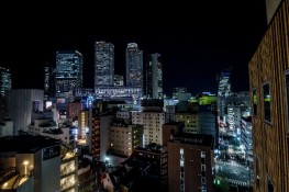 ヴィアイン名古屋新幹線口夜景